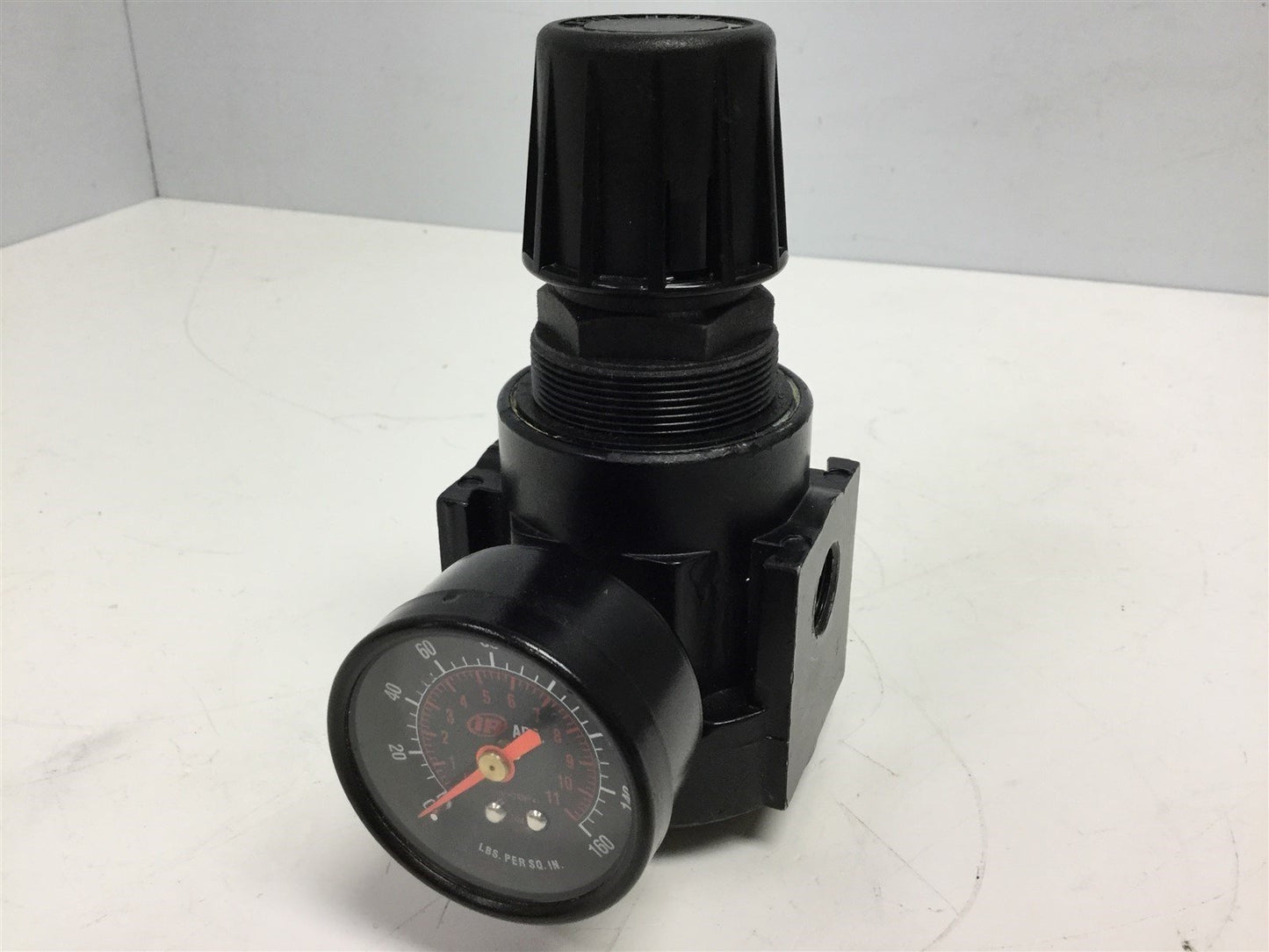 Used Coilhose Pneumatics 27R3 Regulator w/ Pressure Gauge, Ports: 3/8" NPT, 0-125 Psi