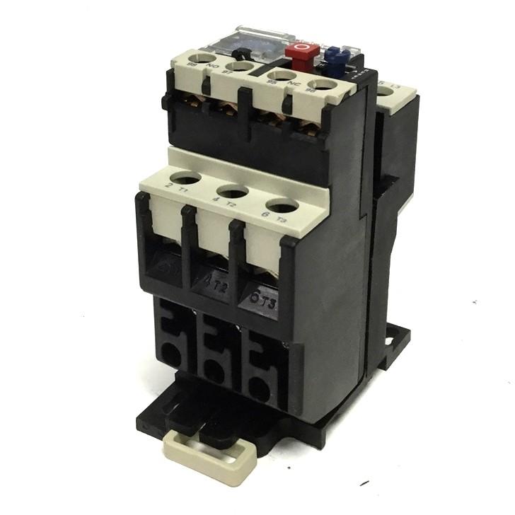 Used Telemecanique LR2-D1322 Thermal Overload Relay W/ LA7-D1064 Terminal Block, 600V