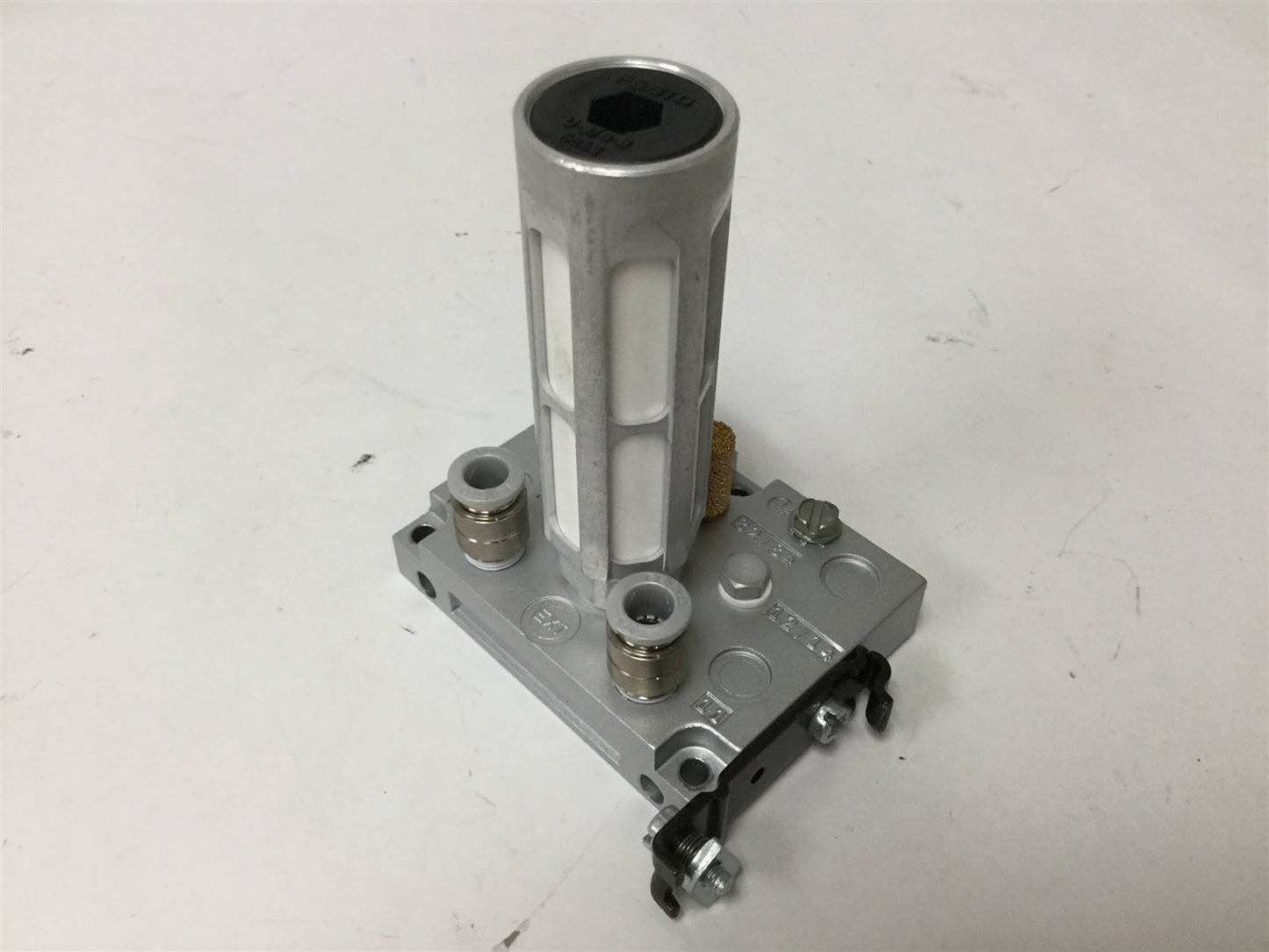 Used Festo CPV10-VI Valve Set, With 185880 Solenoid Valve, Voltage: 21VDC, 145psi Max