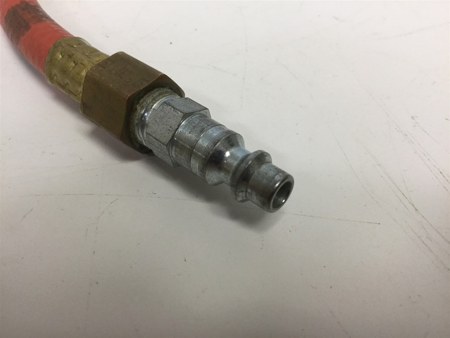 Used SpeedAir 2649C Pneumatic Hose 1/4" (6.4mm) 250 PSI W.P. 4' W/ Quick Disconnect