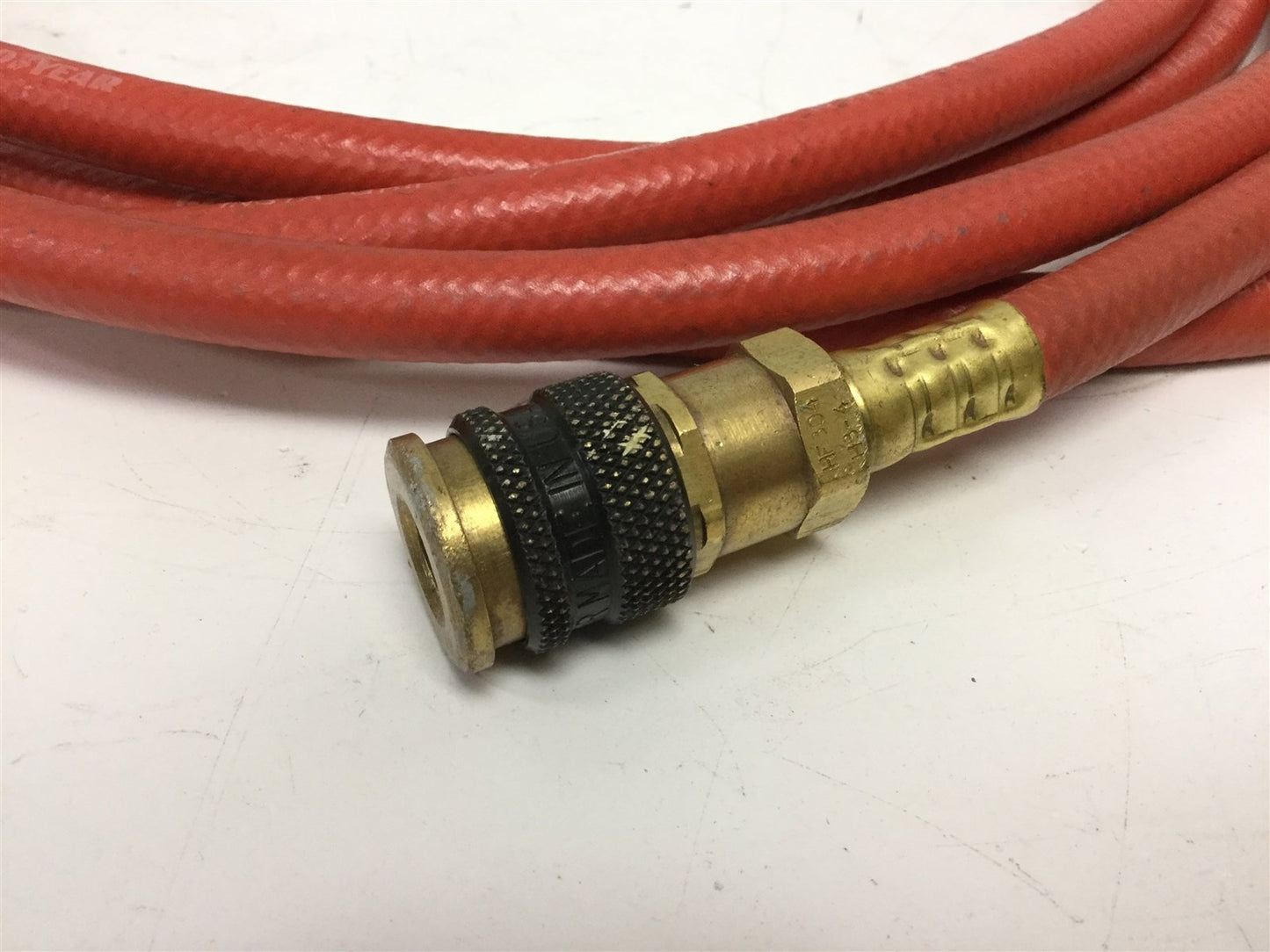 Used Good-Year Insta-Grip Pneumatic Hose Non-Conductive 1/4' (6.4mm) 250 PSI W.P.