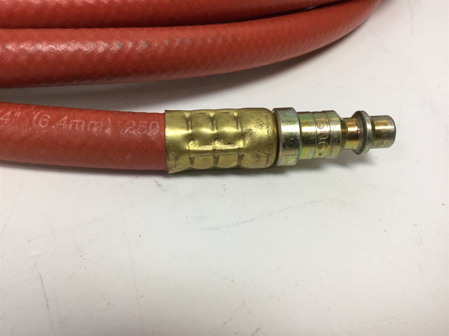 Used Good-Year Insta-Grip Pneumatic Hose Non-Conductive 1/4' (6.4mm) 250 PSI W.P.