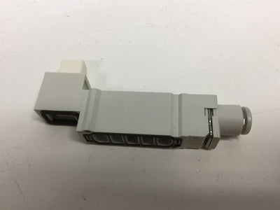 New Lot of 5 New SMC SY30M-38-1A-C6 Supply Spacer, Fittings: 6mm For SY3000 Manifold