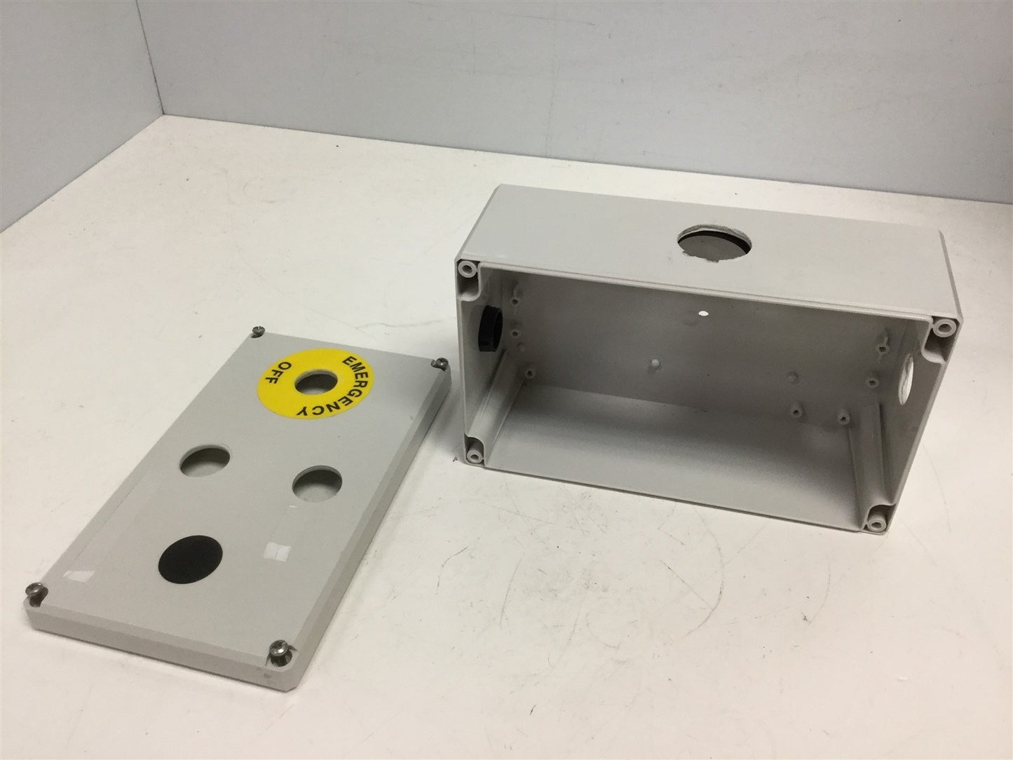 Used Hoffman Q4PBPCDM 4-Hole Pushbutton Enclosure Dimensions 8" x 4-3/4" x 3-7/16"