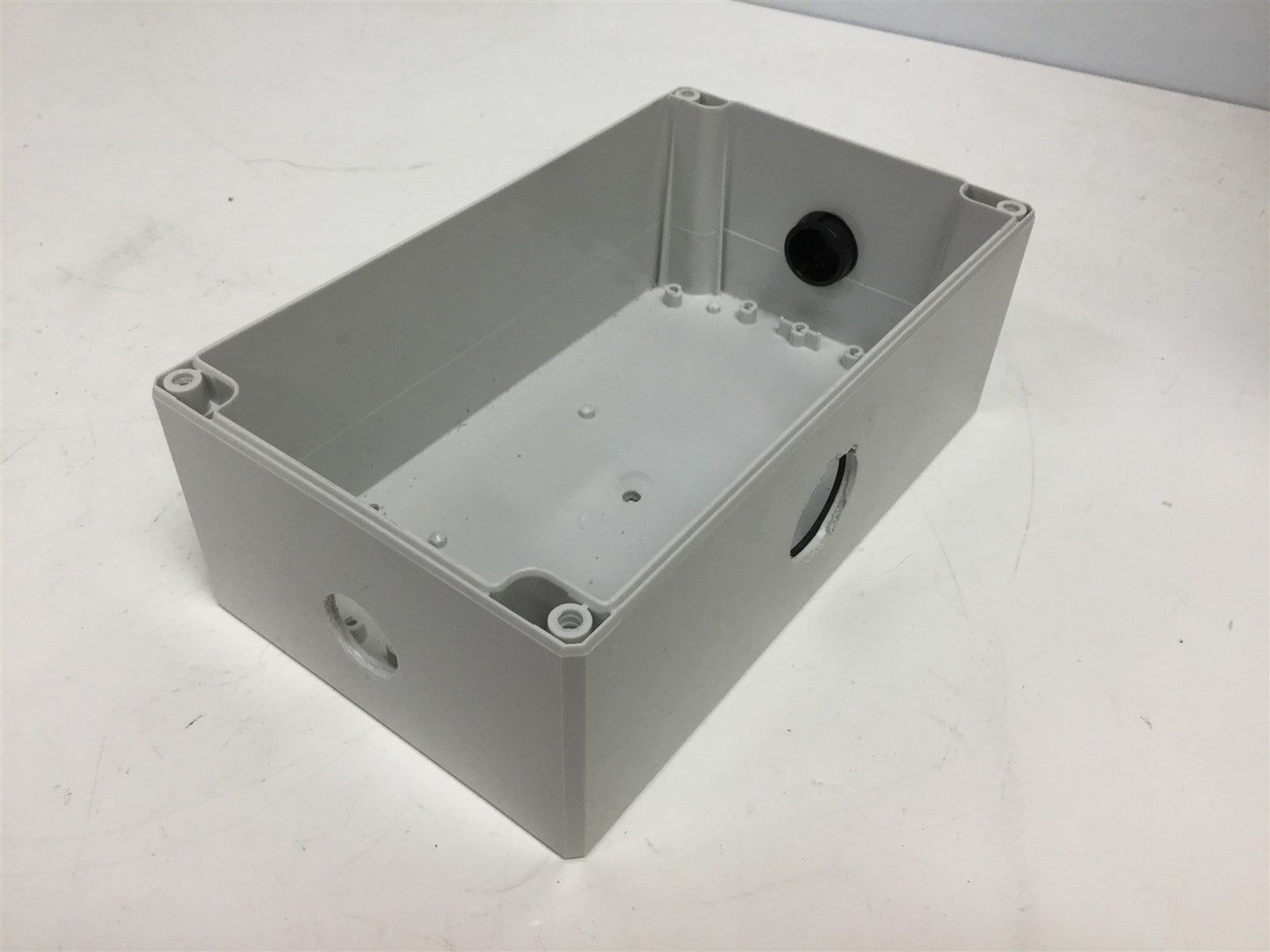 Used Hoffman Q4PBPCDM 4-Hole Pushbutton Enclosure Dimensions 8" x 4-3/4" x 3-7/16"
