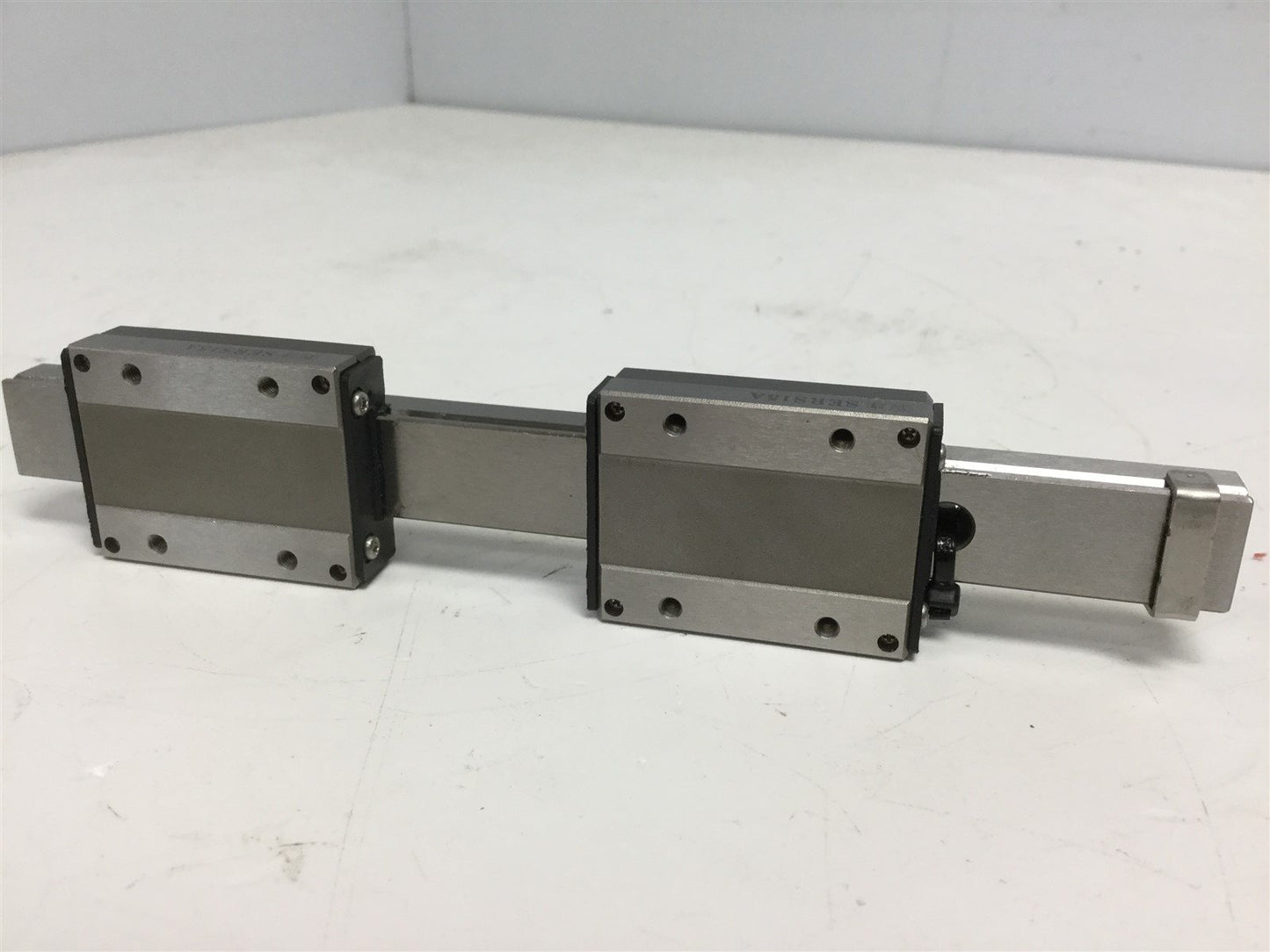 Used Nippon Bearing SERS15A 2-Roller Guide Slide Bearing, Linear Length: 169mm