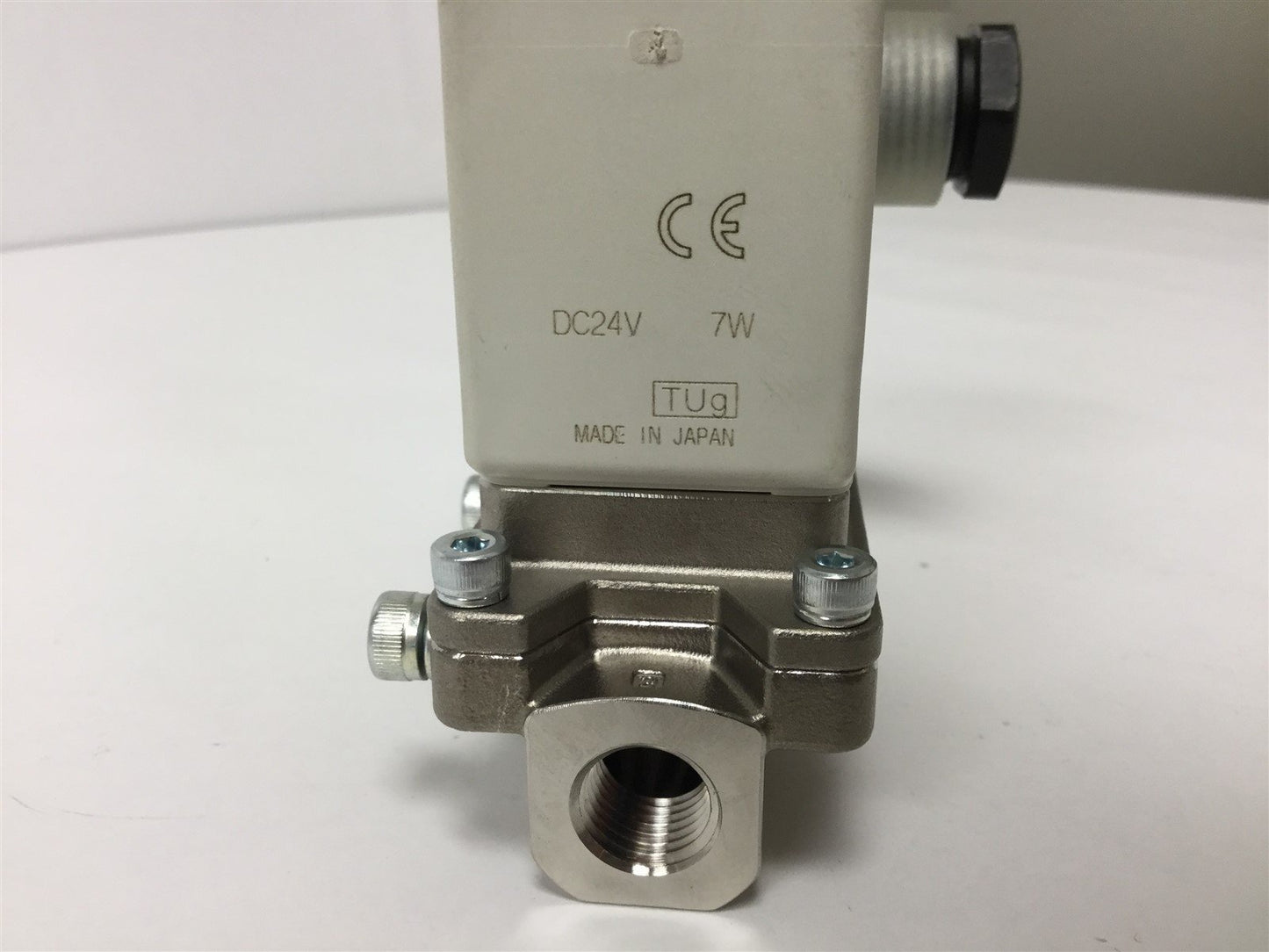 Used SMC VXZ232CZ2ALXB Water Valve, Pressure: 0.7MPa (101.5psi), Orifice: 10mm