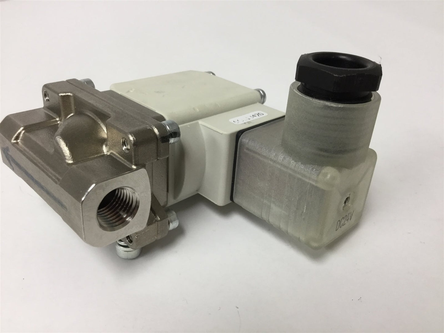 Used SMC VXZ232CZ2ALXB Water Valve, Pressure: 0.7MPa (101.5psi), Orifice: 10mm