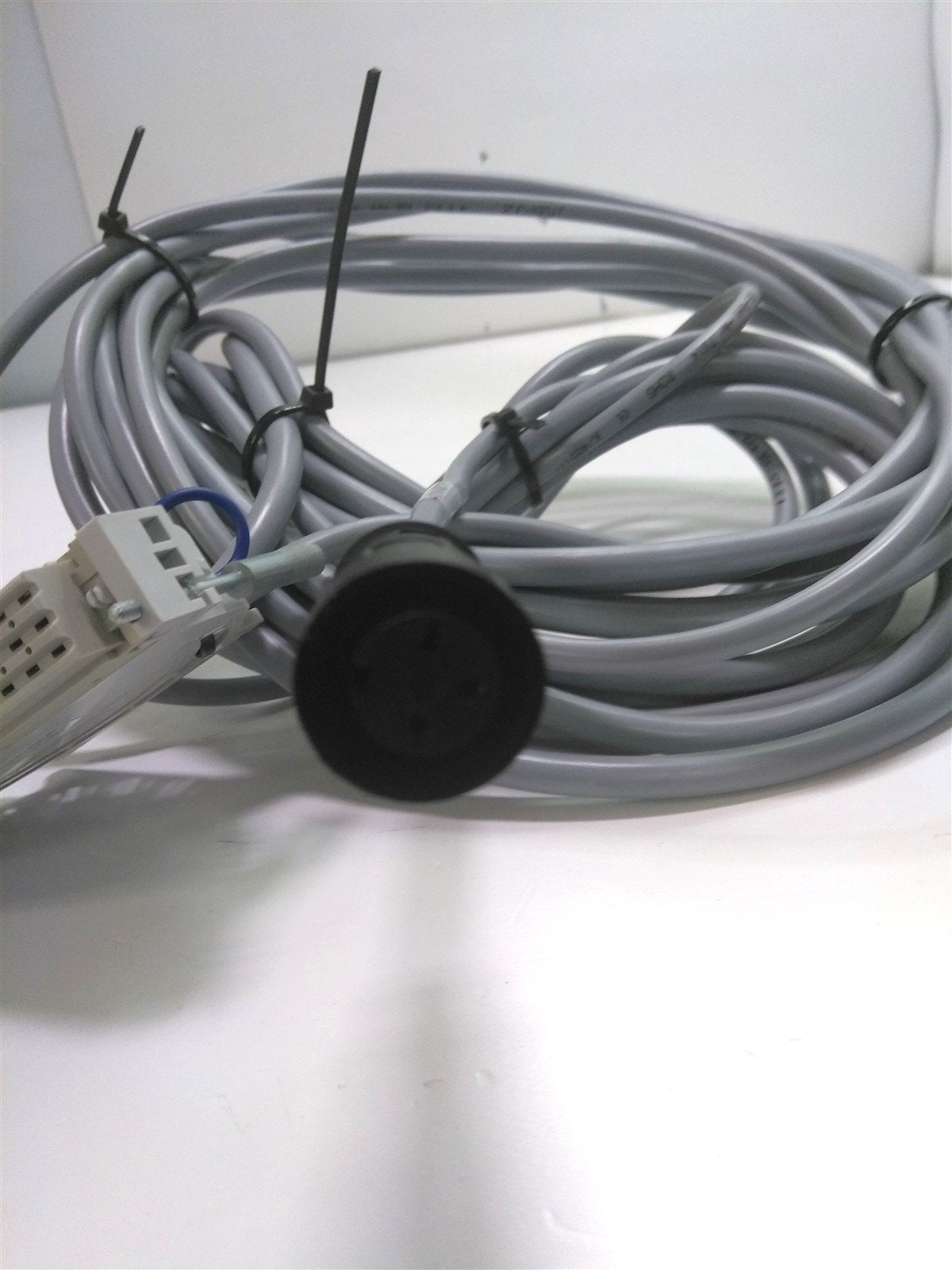 New – Open box Auburg B06-X004F, D15-S151B, D10-X071F, Unit Switch Combo, 30ft Long, 32 Pin