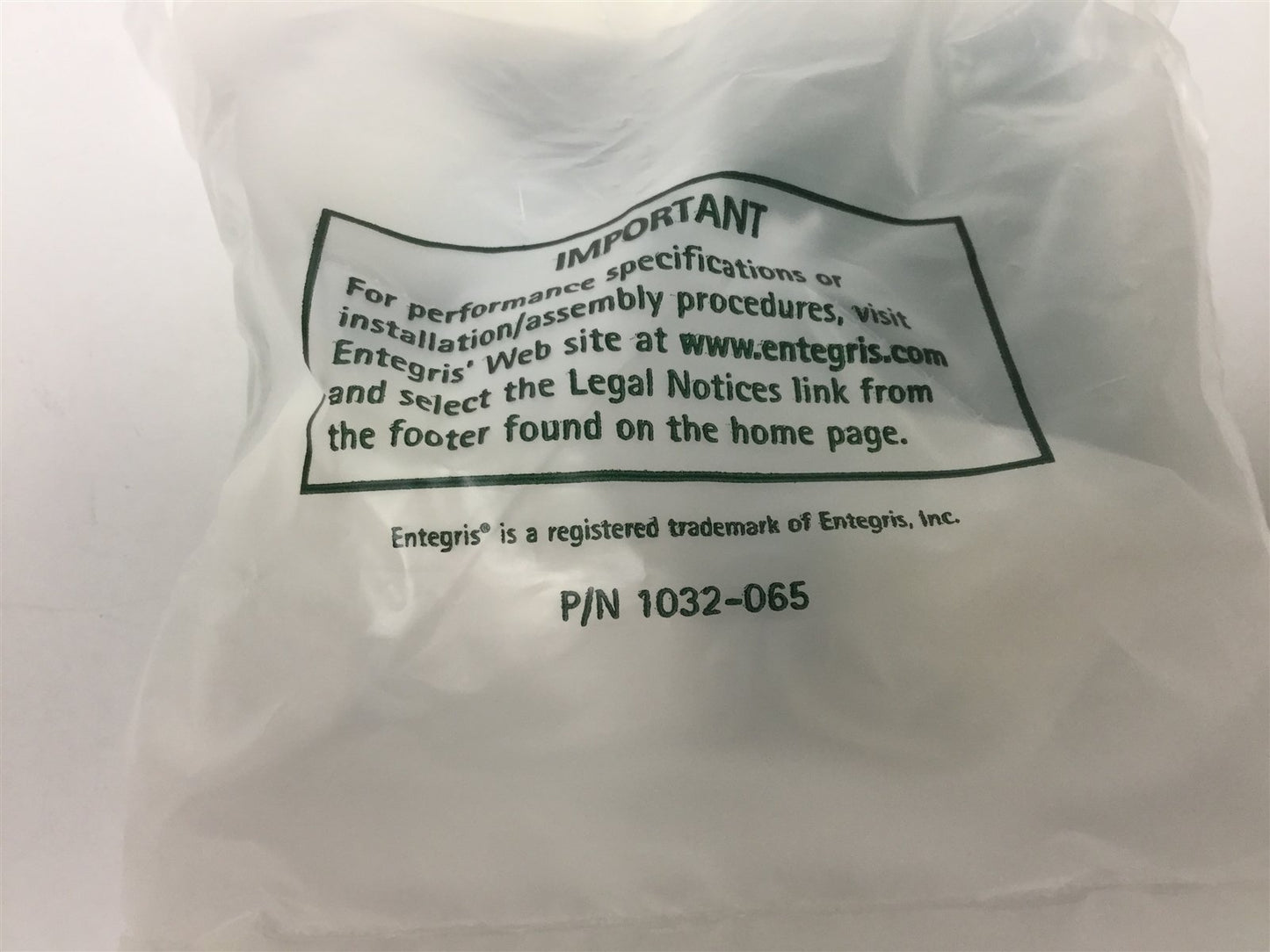 New Entegris 1032-065 Strainer, Connections: 3/4" Flaretek, Orifice: 1/2"