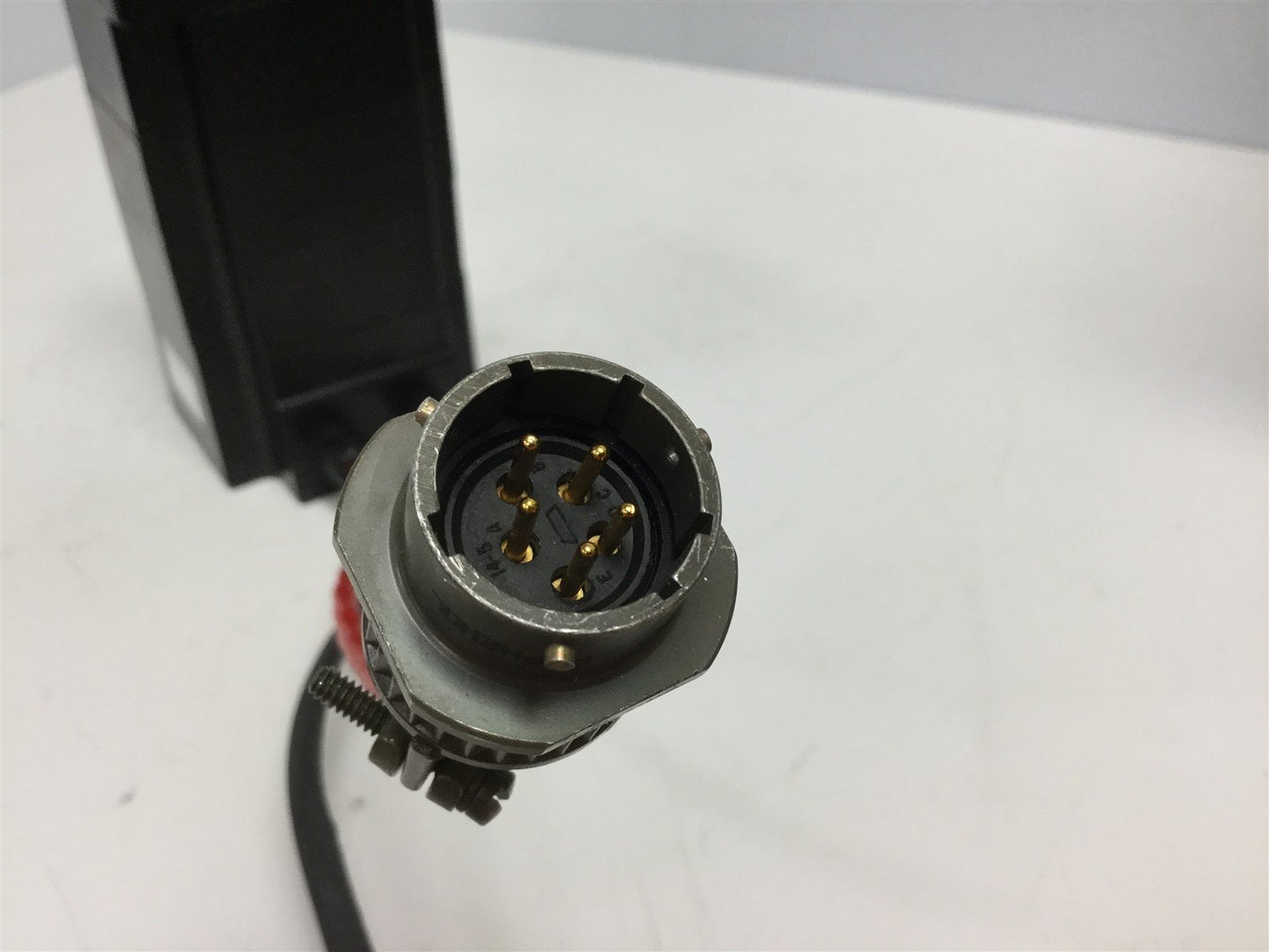 Used MCG 3571-ME4535 Servo Motor Continuous Torque: 17lb-in, Amperage: 6.76A