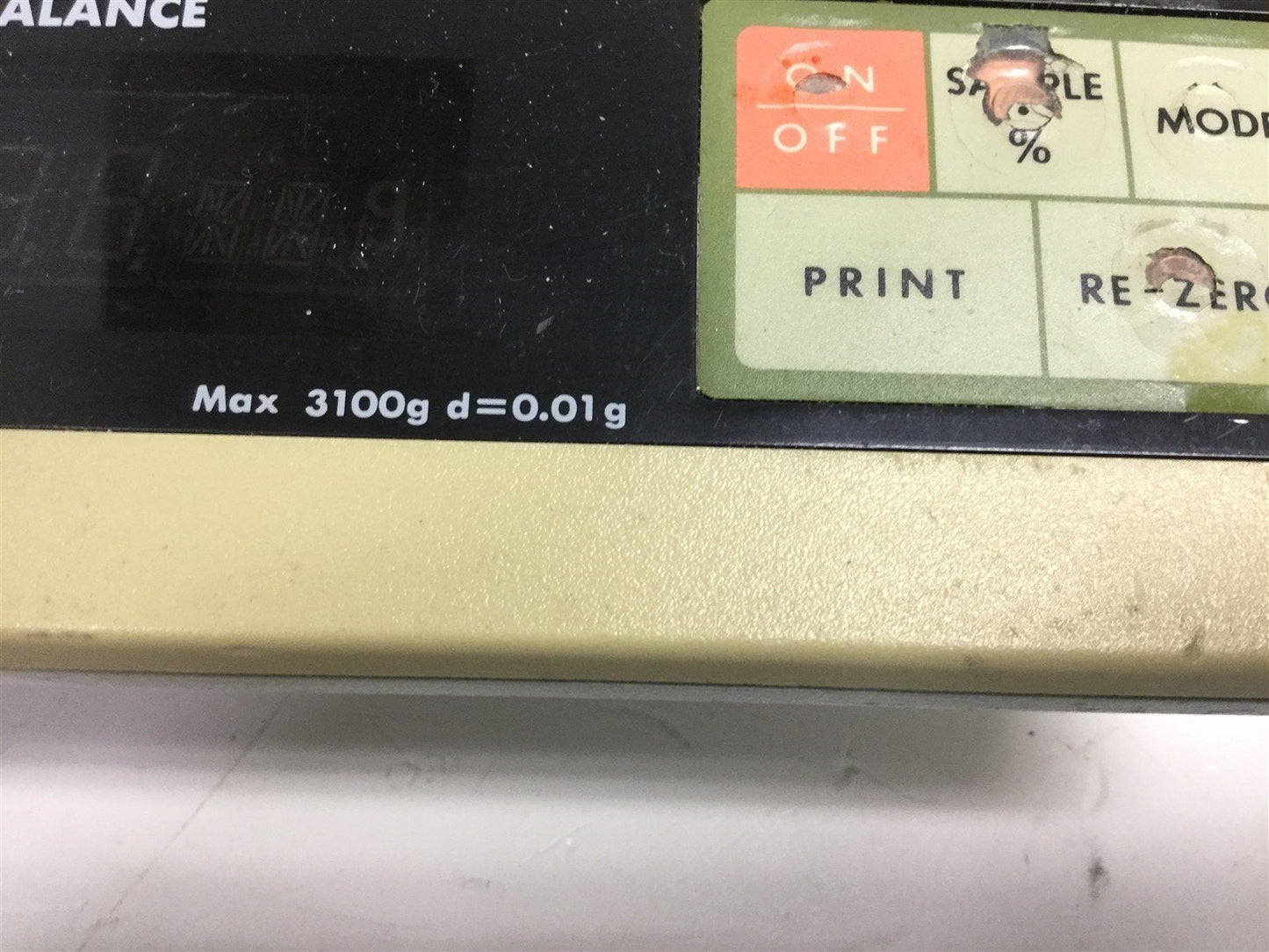 Used A&D FX-3000 Electronic Balance, Max 3100G, d=0.01g, Plate Diameter: 6"