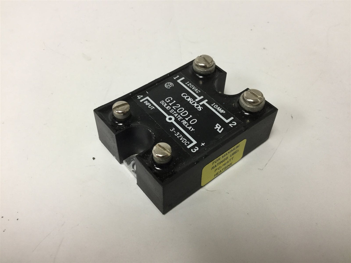 Used Gordos G120D10 Solid State Relay, Control: 3-32VDC, Contact: 120VAC 10A