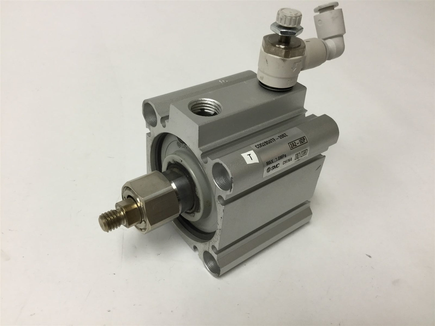 Used SMC CDQ2B50TF-20SZ Pneumatic Cylinder, Pressure: 1 MPa, Bore: 50mm, Stroke: 20mm