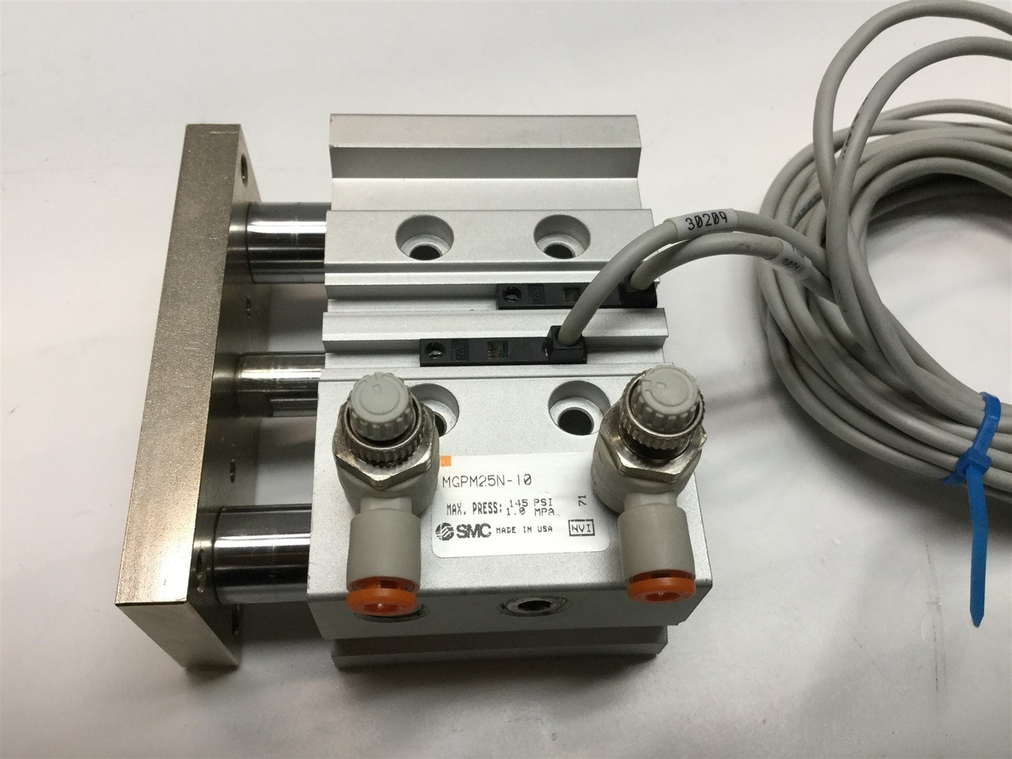 Used SMC MGPM25N-10 Compact Guide Cylinder With D-Y69B Auto Switch Position Sensors