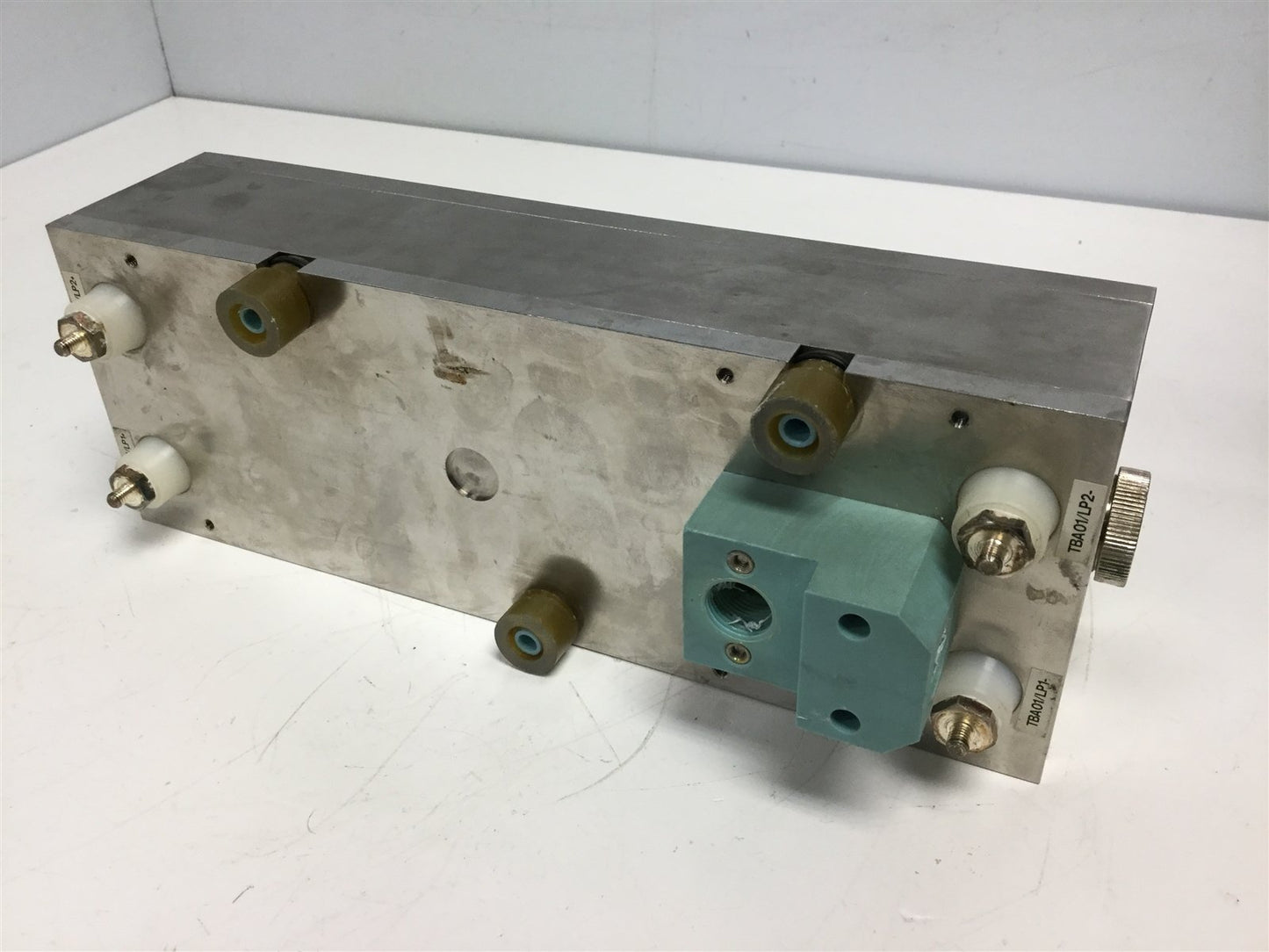 Used GSI Lumonics JK 700 Laser Pumping Chamber Missing Fittings