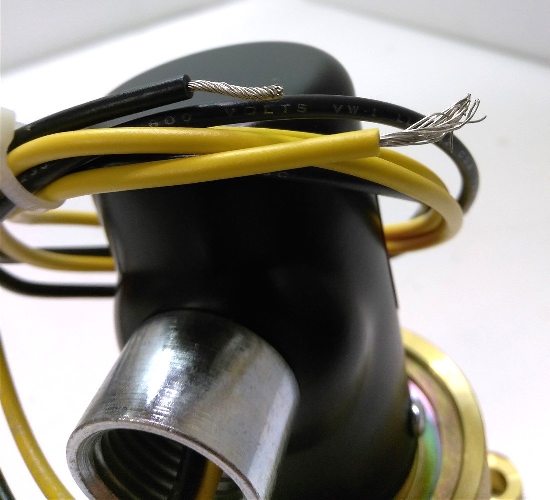 New – Open box Humphrey 500AE1 3 10 Electric Solenoid Valve, 0 -125 psi, 1/2" NPT, 24V DC