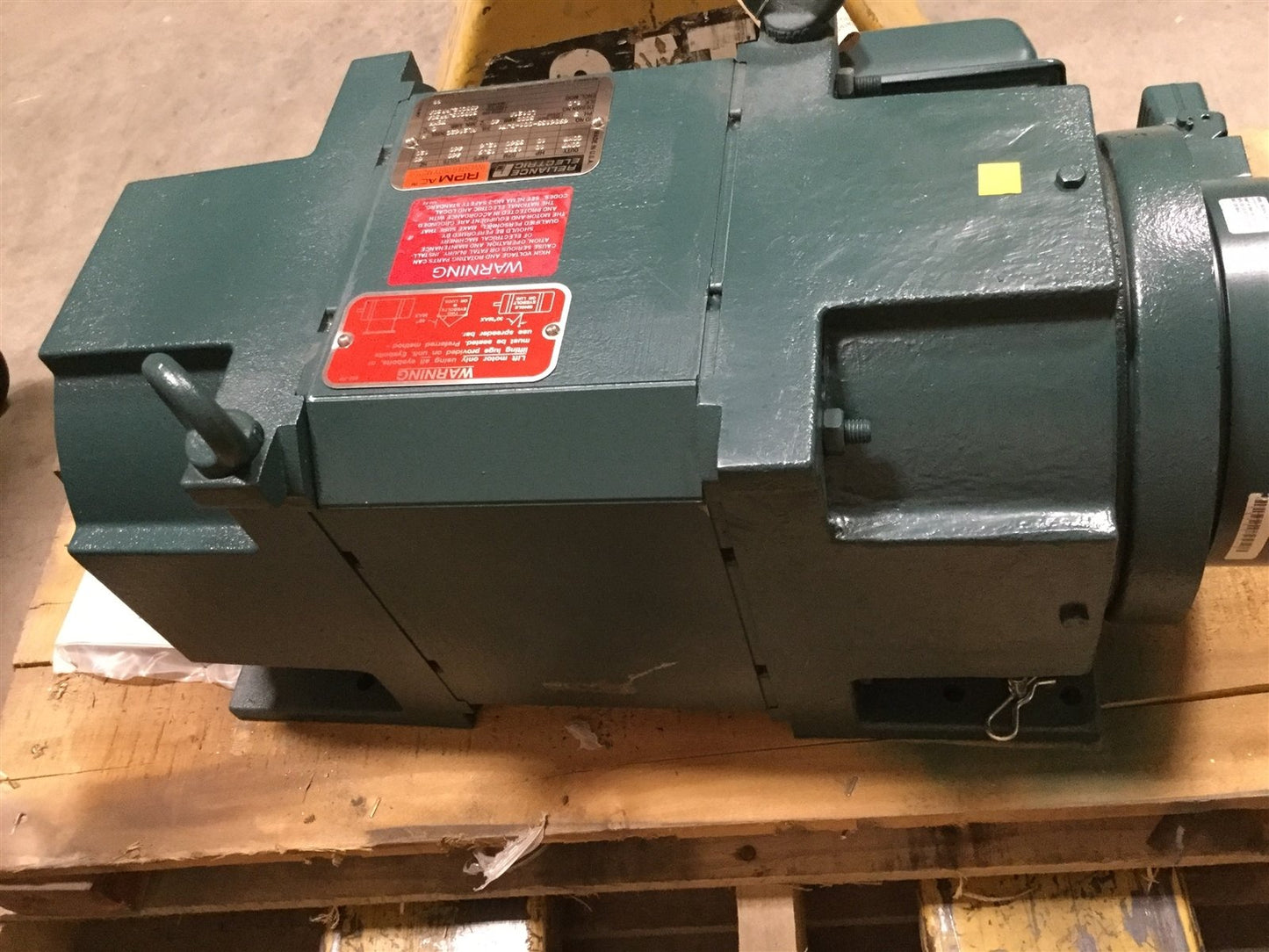 New Other Reliance Electric 6986155-001-BJT1 Inverter AC Motor, Volts: 460V, Shaft: 1.375"