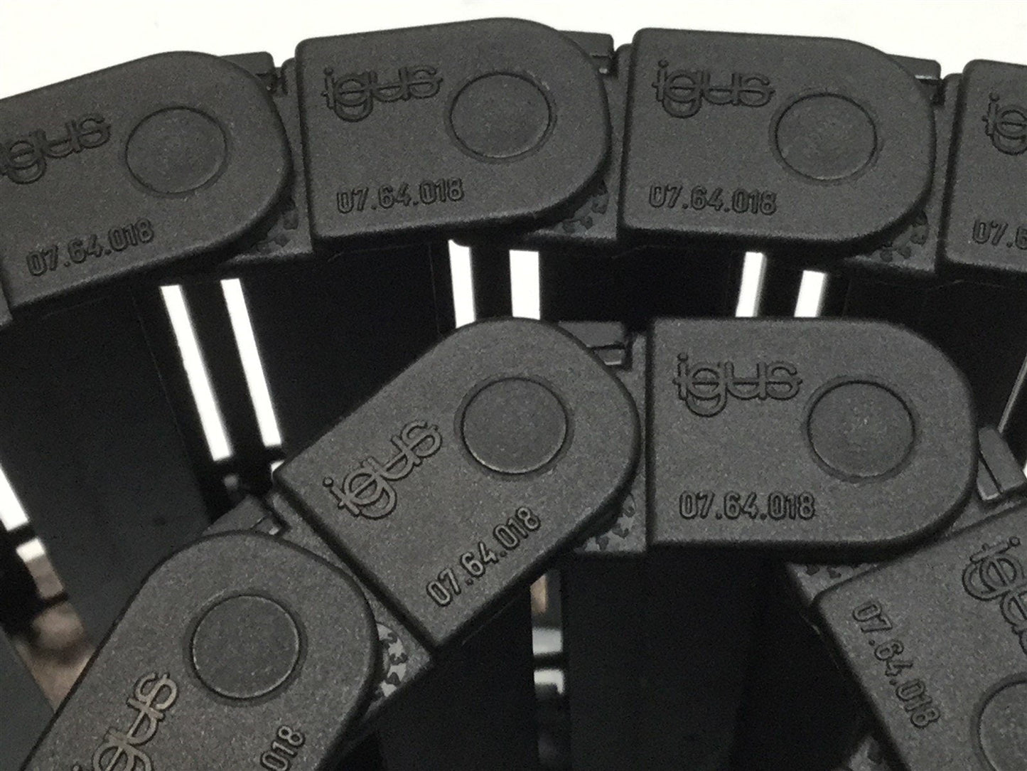Used Igus 07.64.018 Cable Carrier / Energy Chain Length 505mm Width 70mm Height 15mm