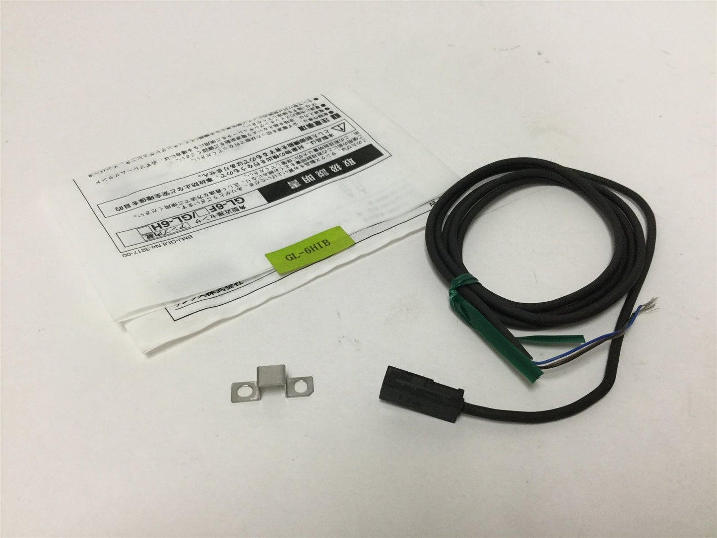 New Sunx GL-6HIB Inductive Proximity Sensor, Range: 1.6mm, Voltage: 12-24VDC