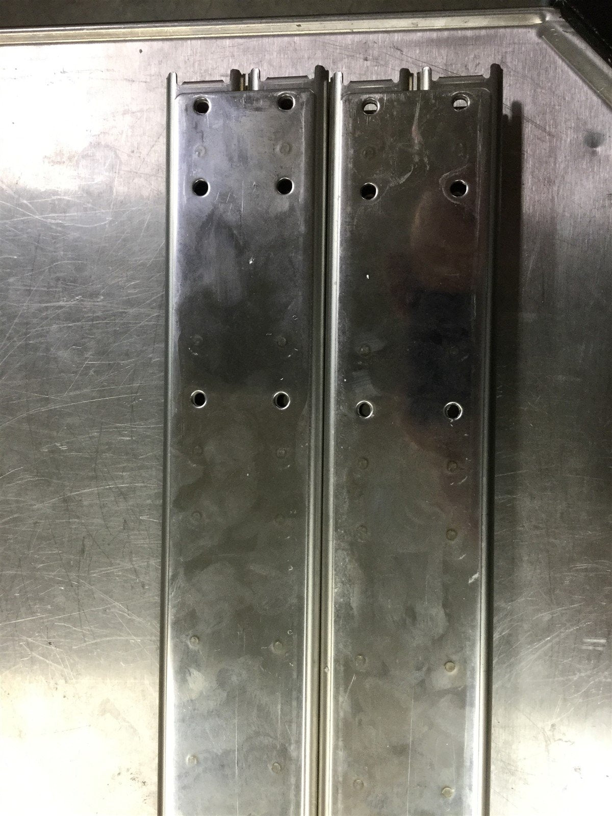 Used Lot of 2 Full Extension Drawer Slide, Closed: 28" Open: 56.5", Double Rail
