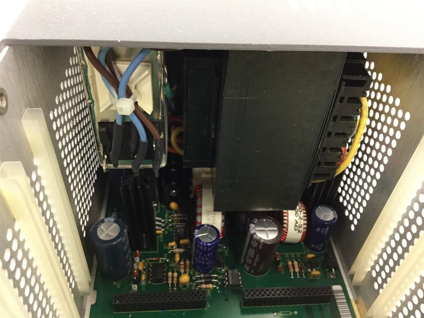 Used Control Technology 2700AP-16 PAC/PLC Controller Backplane Rack Chassis, 16-Slot