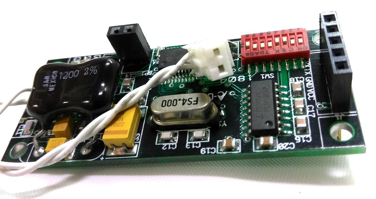 Used 660-0095-02 RFID Controller PCB Board, 2.3" H x 1" W, DIP Switchs