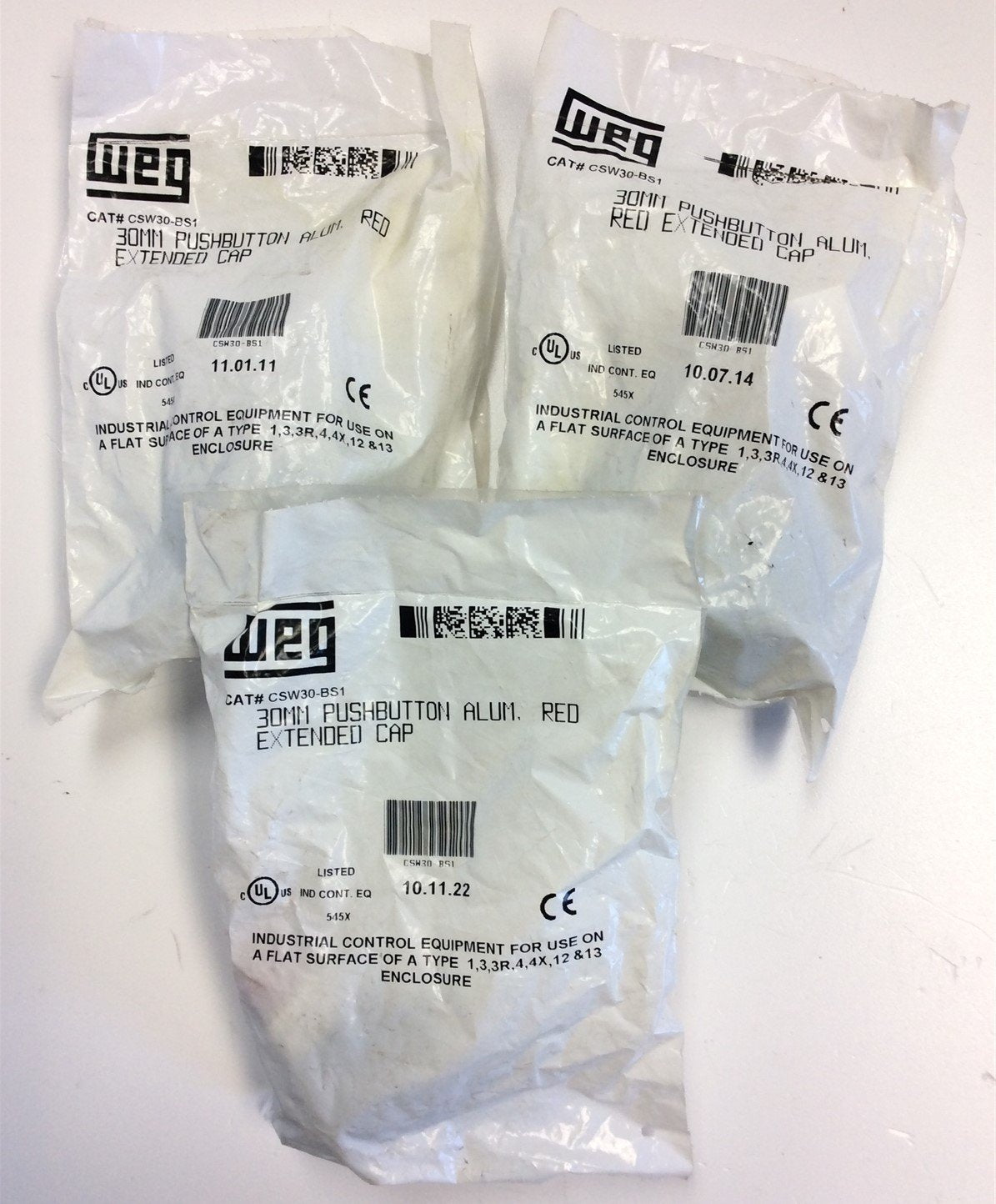 New Lot of 3 WEG CSW30-BS1 30mm Momentary Red Non-Illuminated Pushbuttons