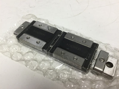 New New THK SRS9WZM Linear Rail With 2x Roller Carriages, Rail Length: 4.15"