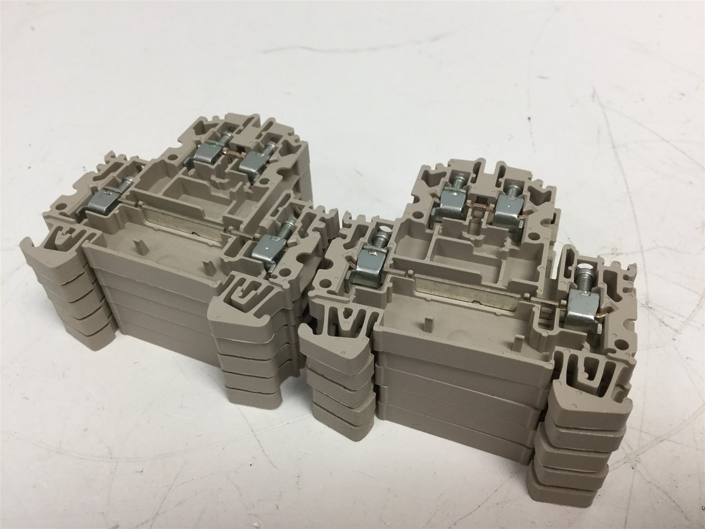 Used Lot of 10 Weidmuller WDK 4N 4-Position Terminal Block Voltage: 550V 28A