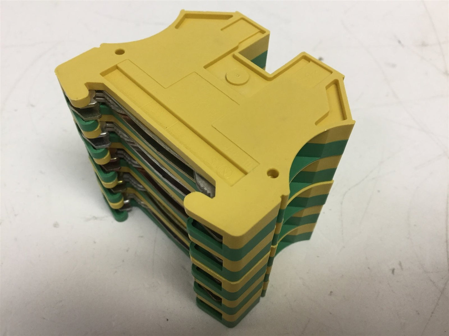 Used Lot of 5 Weidmuller WPE 10 Grounding Terminal Blocks, Voltage: 1000V, Max: 6AWG