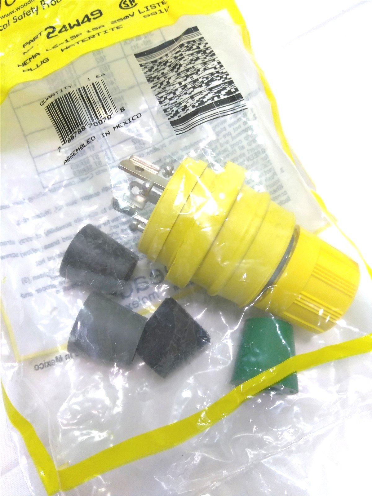 New Daniel Woodhead 24W49 Watertite Plug, Locking Blades NEMA L6-15, 15A, 250VAC