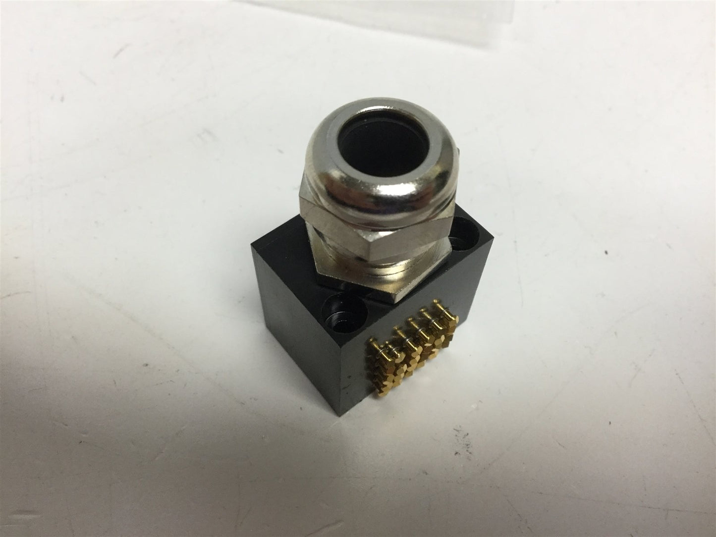 Used Applied Robotics CXC10EMT-25.05-00S Robot I/O Terminal Unit Spring Contacts 25