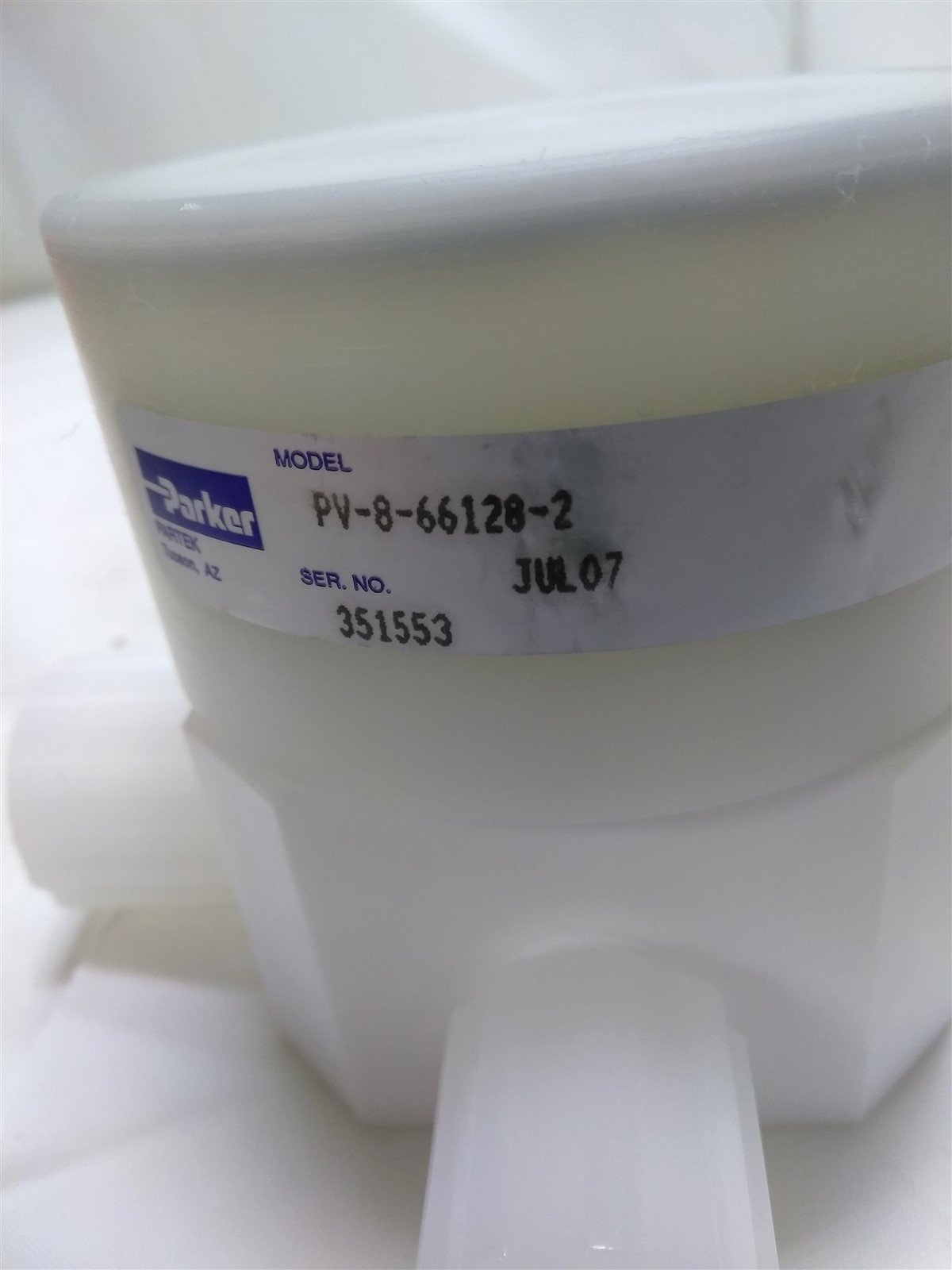 New Parker PV-8-66128-2 Partek Sampling Valve, 4 Way NC 1/2, 3/4" Parflare 60PSI PFA