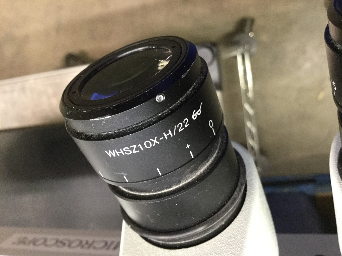 Used Wild Heerbrugg Wild M8 Stereoscope Trainer, 6x-50x Magnification Microscope
