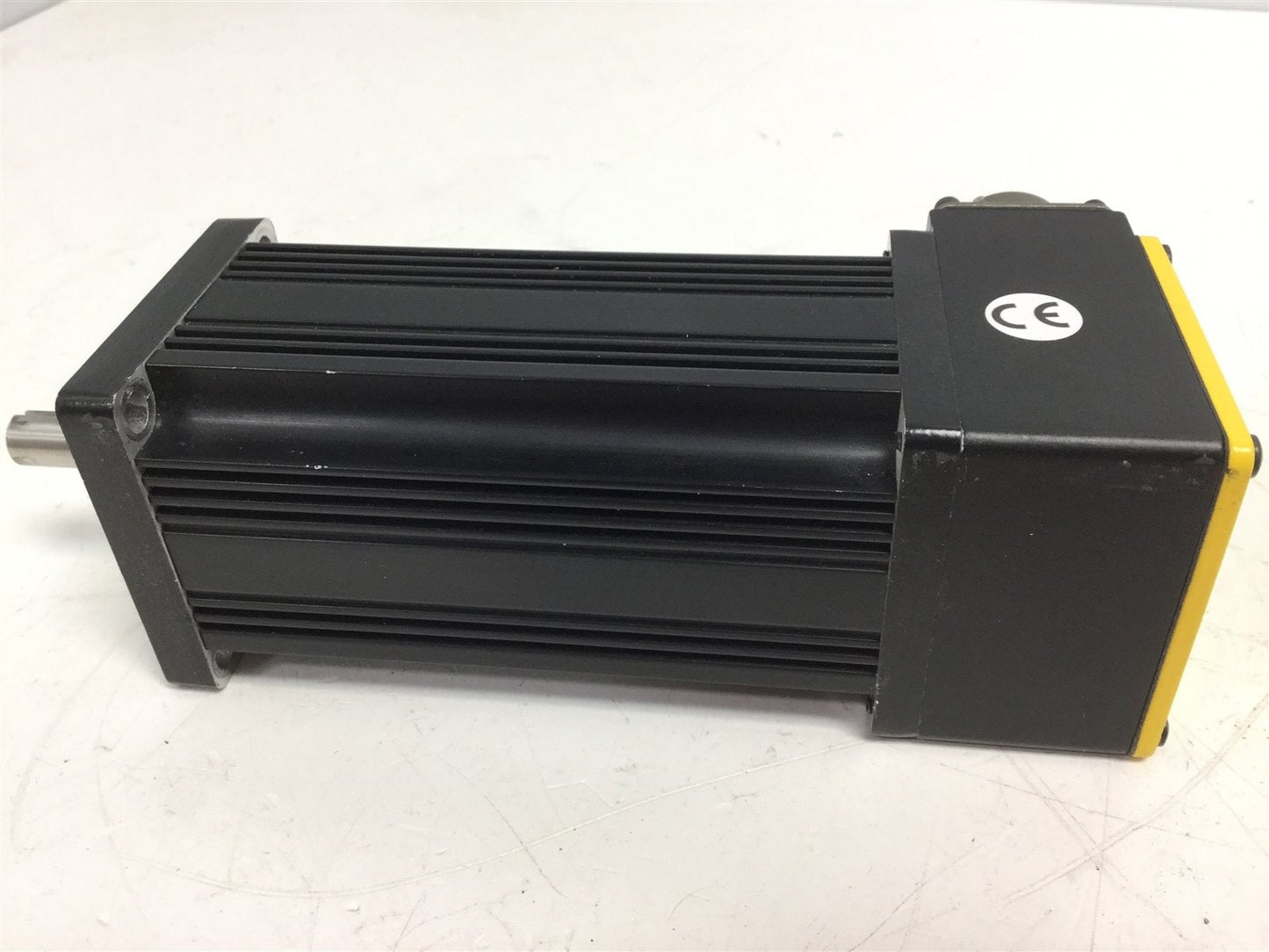 Used Parker Compumotor SM233BE-TTQN Servo Motor Voltage: 340 V, Amperage: 4.1 A