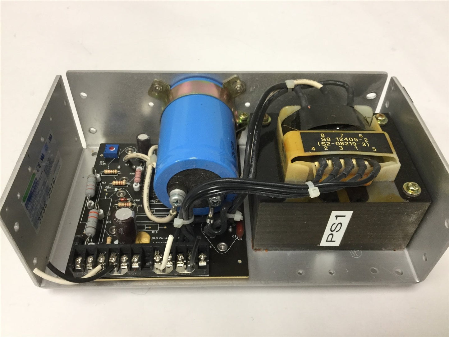 Used Sola SLS-24-048T Power Supply, Input: 100/120/220/230/240VAC, Output: 24VDC 4.8A