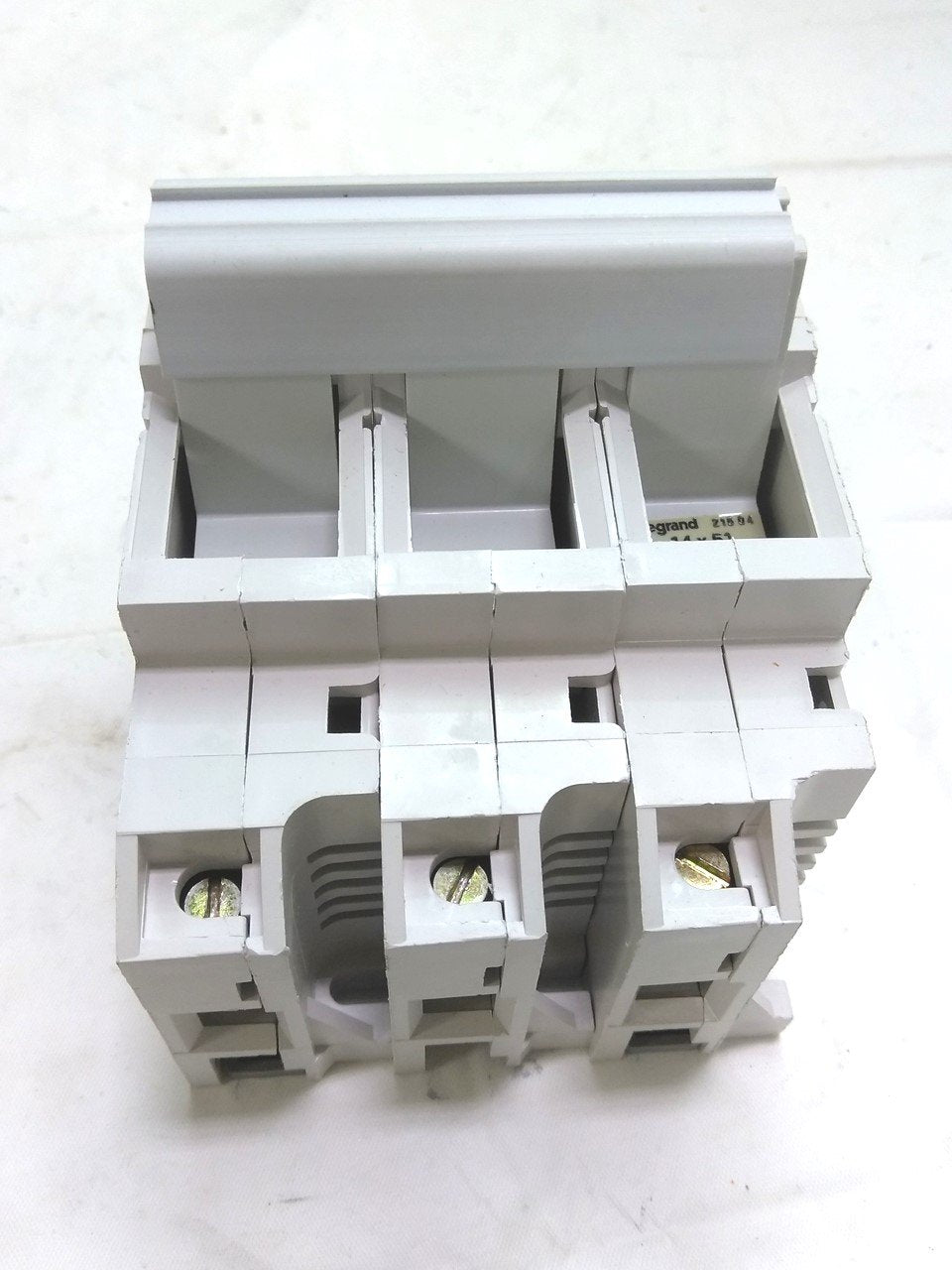 Used Legrand 21504 Rail Mount Fuse Holder, Holds 3 14x51 Fuses, 14mm Rail Mountable