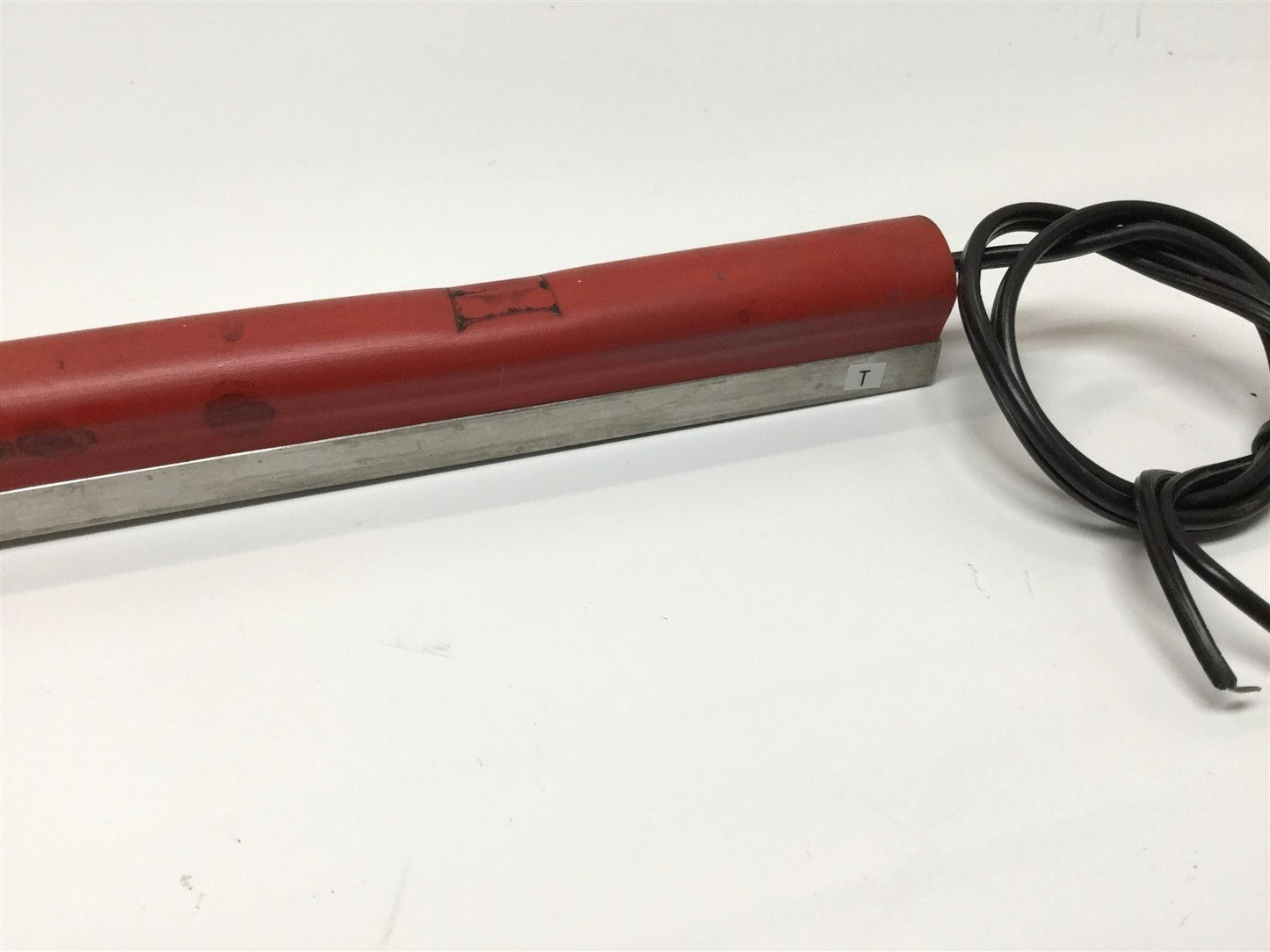 Used Tapeswitch TS-16 Mini Sensing Edge 24", 2.2lb Activation, PVC, 2-Wire, 28V AC/DC