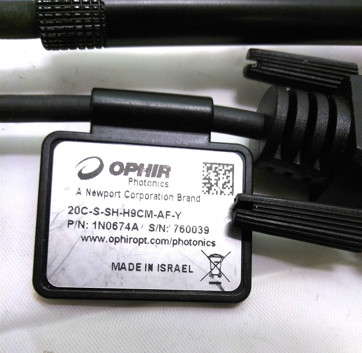 Used Ophir 1N0674A Laser Power Sensor Head, DB15 Connector, Sensing Area 1 1/8²"