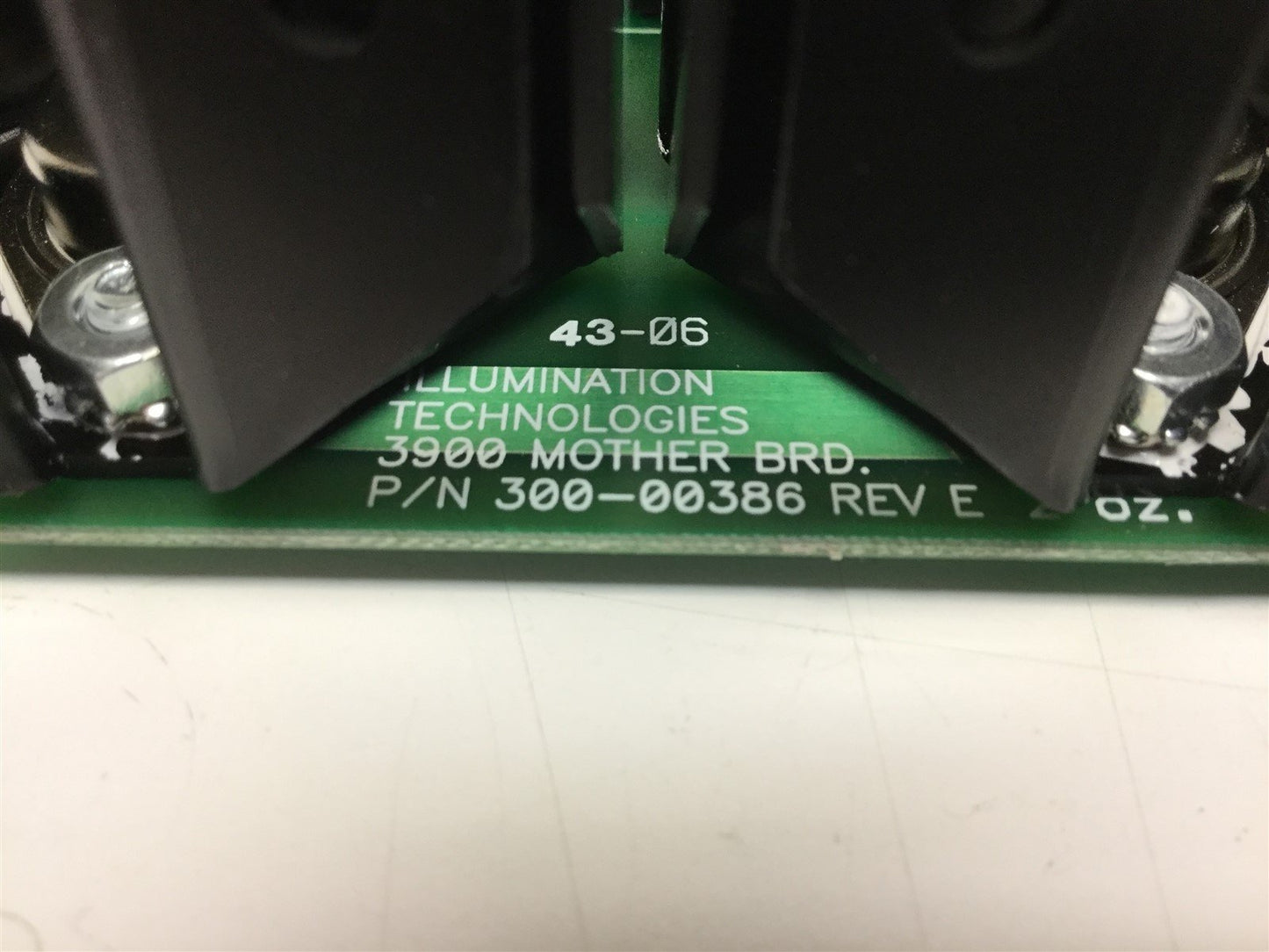 Used Illumination Technologies 300-00386 Rev E Mother Board, 3900 Fiber Optic Light