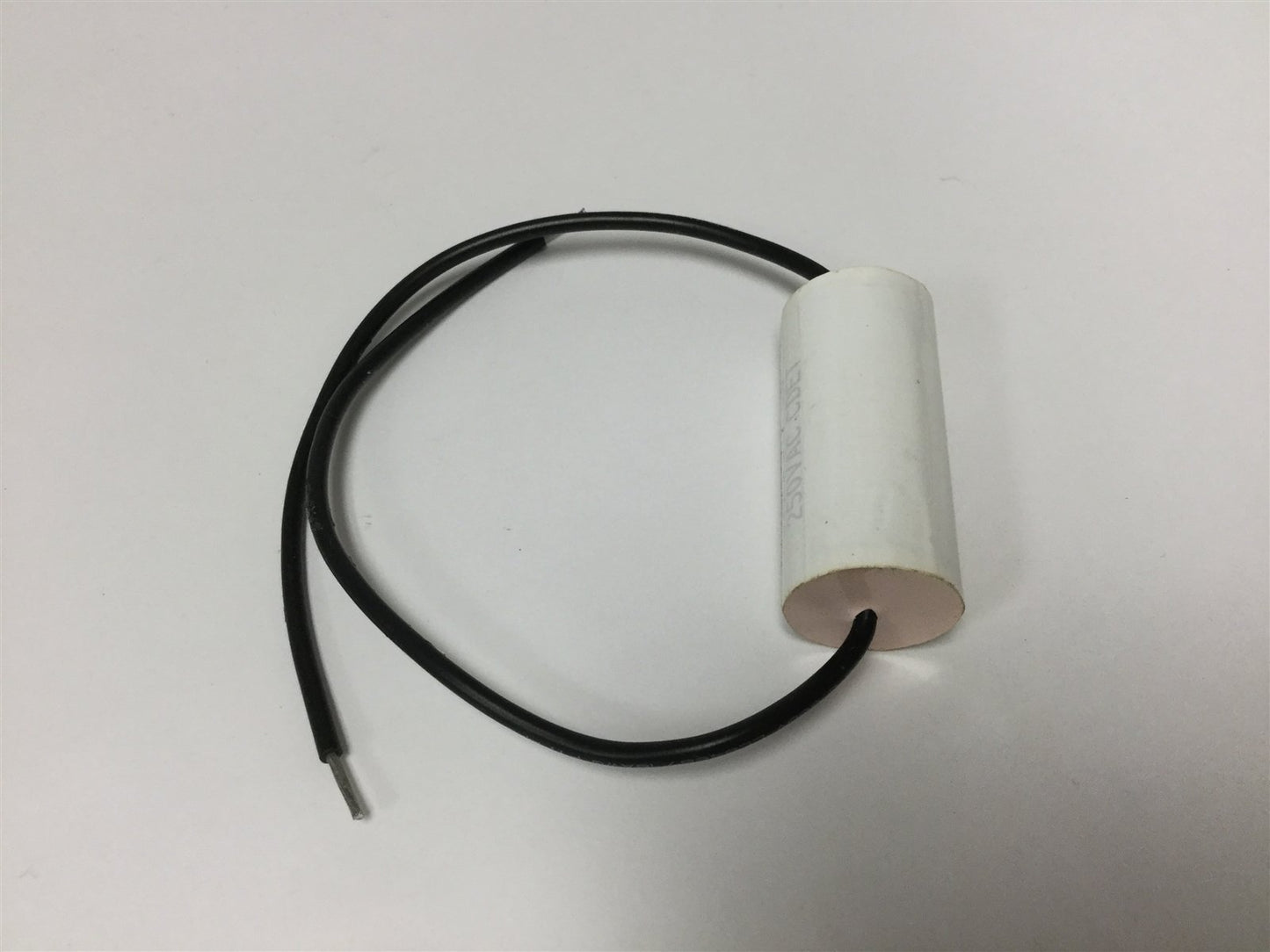 New Superior Electric 201053-069 Capacitor, Voltage: 250VAC, 6.0 MFD +/- 6%