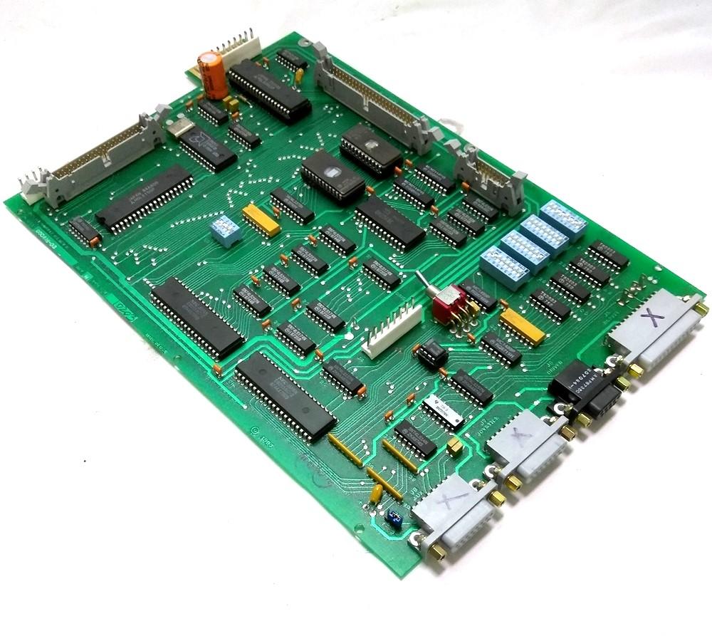 Used Parker 2100-4 Compumotor Indexer, 117VAC 0.2A, 25 Pin, 2x 15 Pin, 9 Pin D-Sub
