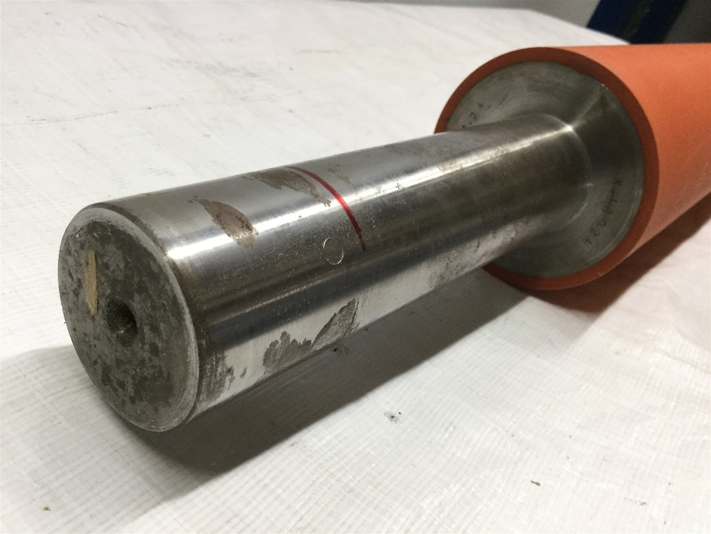 Used Rubber Roller, Input Shaft: 1.5" Diameter, Roller Diameter: 3.87", Shaft: 1.875"