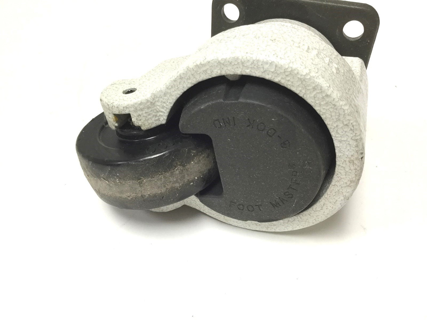 Used Footmaster GD-100 Leveling Caster, 3" Nylon Wheel, 3.75" x 3.75" Top Plate