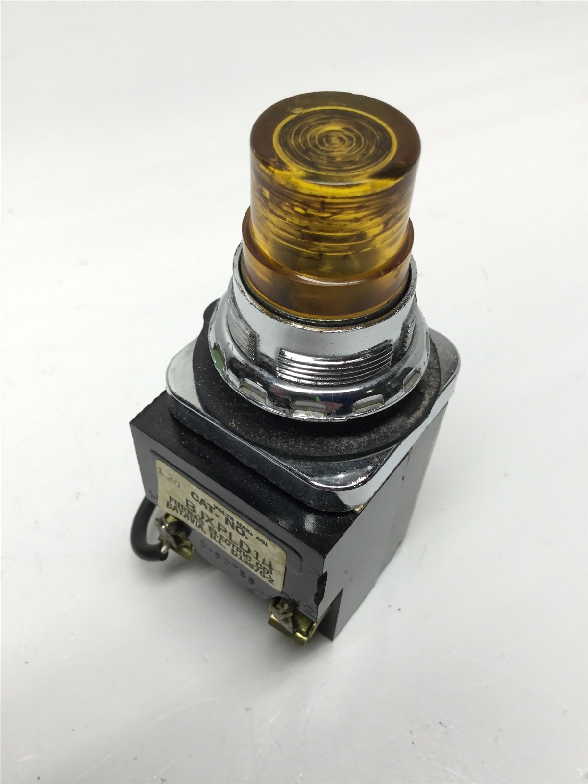 Used Furnas Electric BJXPLD1 Illuminated Pushbutton Switch 1-NO, 1-NC, Amber Lens