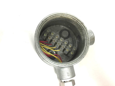 Used Barksdale L800A0001 55 Gal Drum Level Switch, Voltage: 120VAC .4A / 240VAC .2A