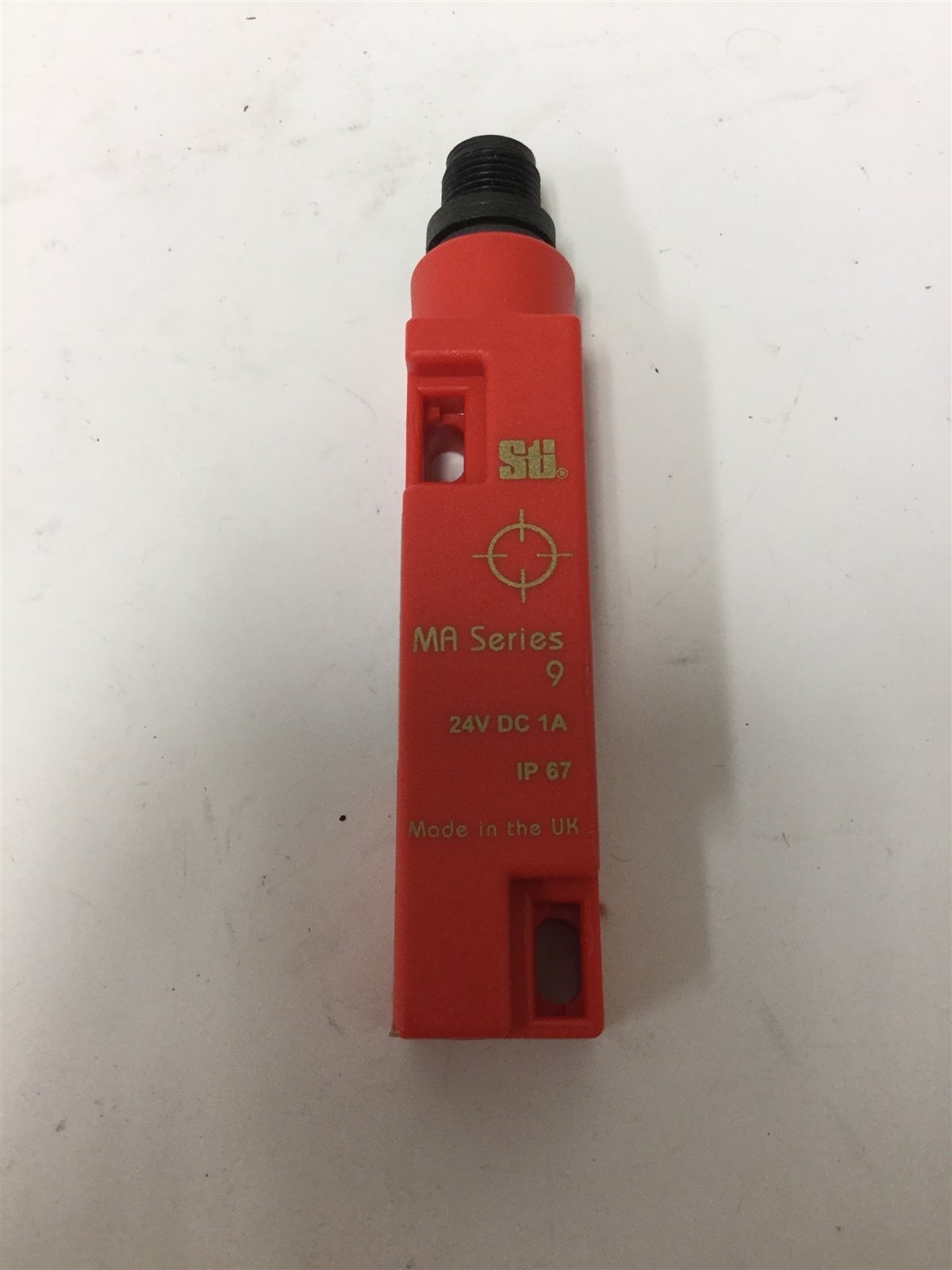 Used Sti 44507-0620 Safety Interlock Switch *Actuator Not Included*, Rating: 24VDC 1A