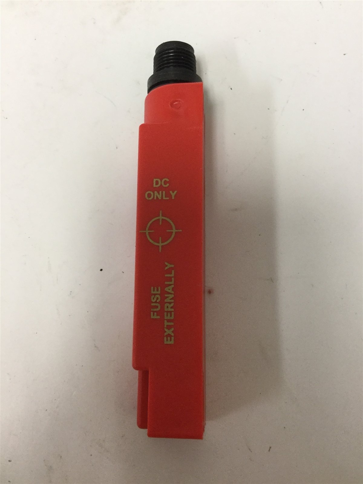 Used Sti 44507-0620 Safety Interlock Switch *Actuator Not Included*, Rating: 24VDC 1A
