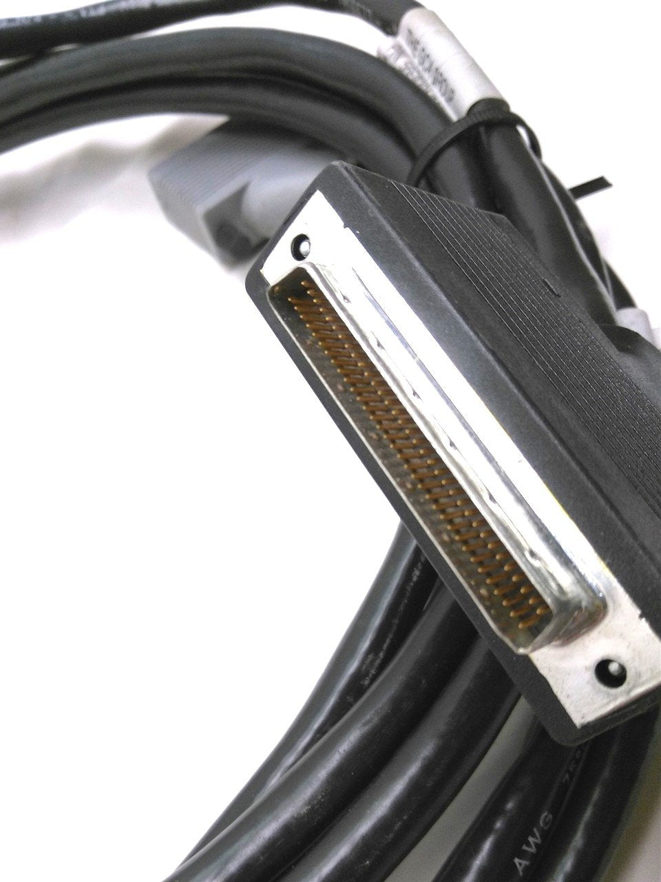 Used 56F0381 IBM SCSI Cable, HD68P Male to HD68P Male, Length: 20'